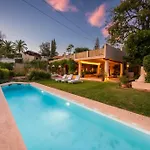 Character Filled Villa With Mature Garden