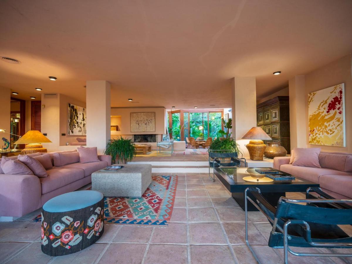 Character Filled With Mature Garden Holiday home Marbella