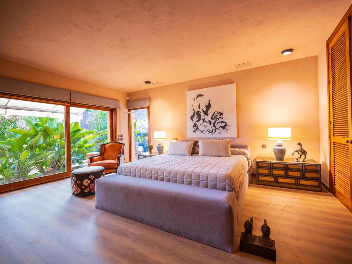 Character Filled With Mature Garden Holiday home Marbella