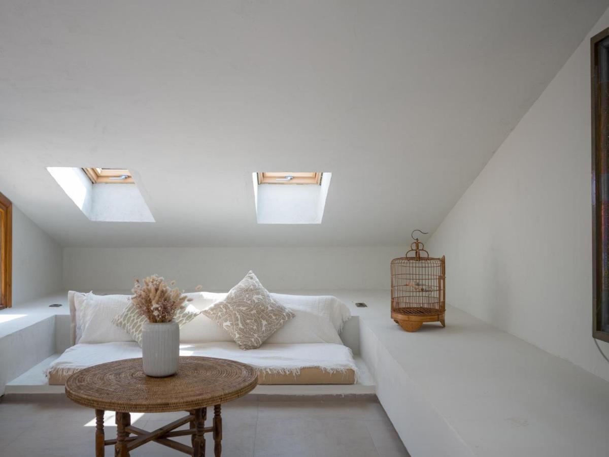 Character Filled With Mature Garden Marbella